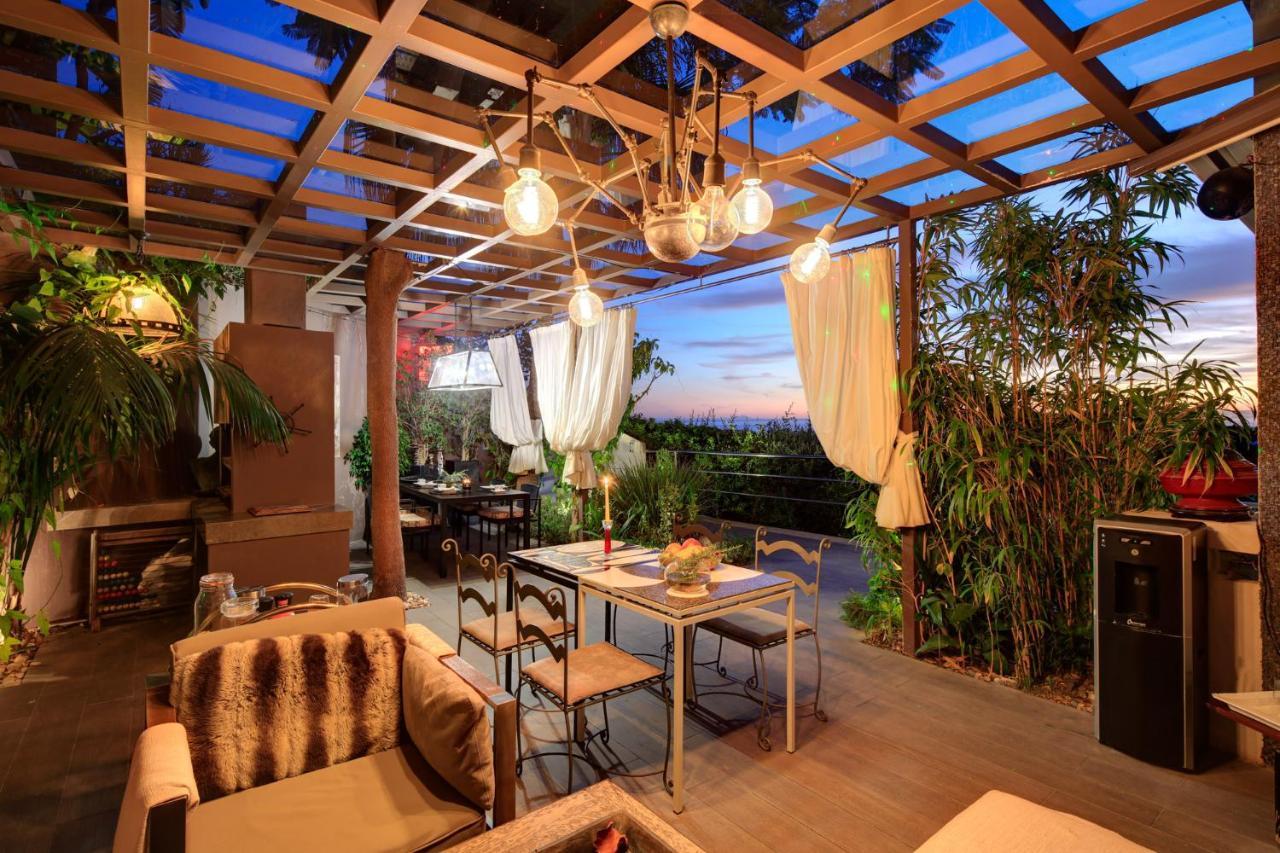 Boutique Art Homestay *